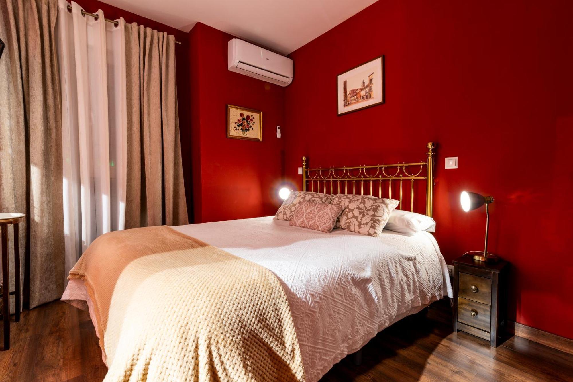 Apartamento Mikaela אלקאלה דה הנארס מראה חיצוני תמונה